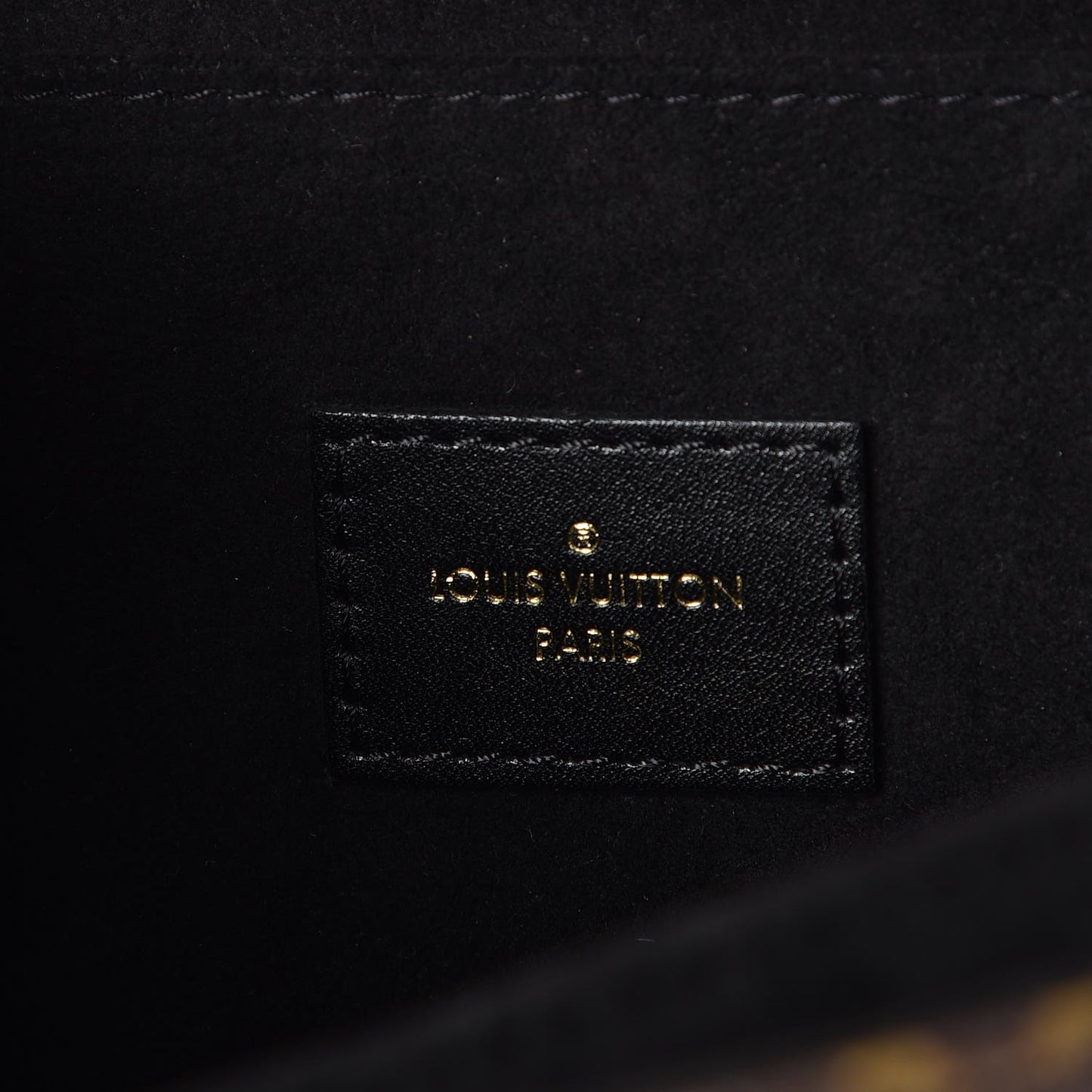 Reverse Monogram Pochette Metis