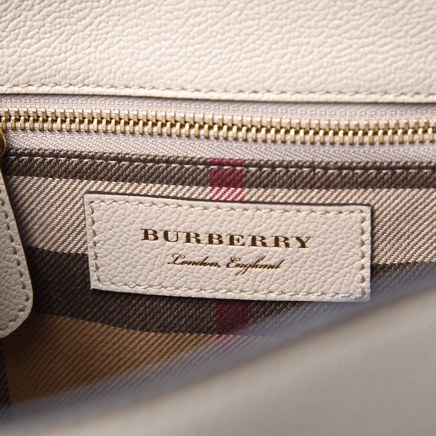 Burberry Soft Grain Calfskin Medium Buckle Tote Limestone 7 of 11
