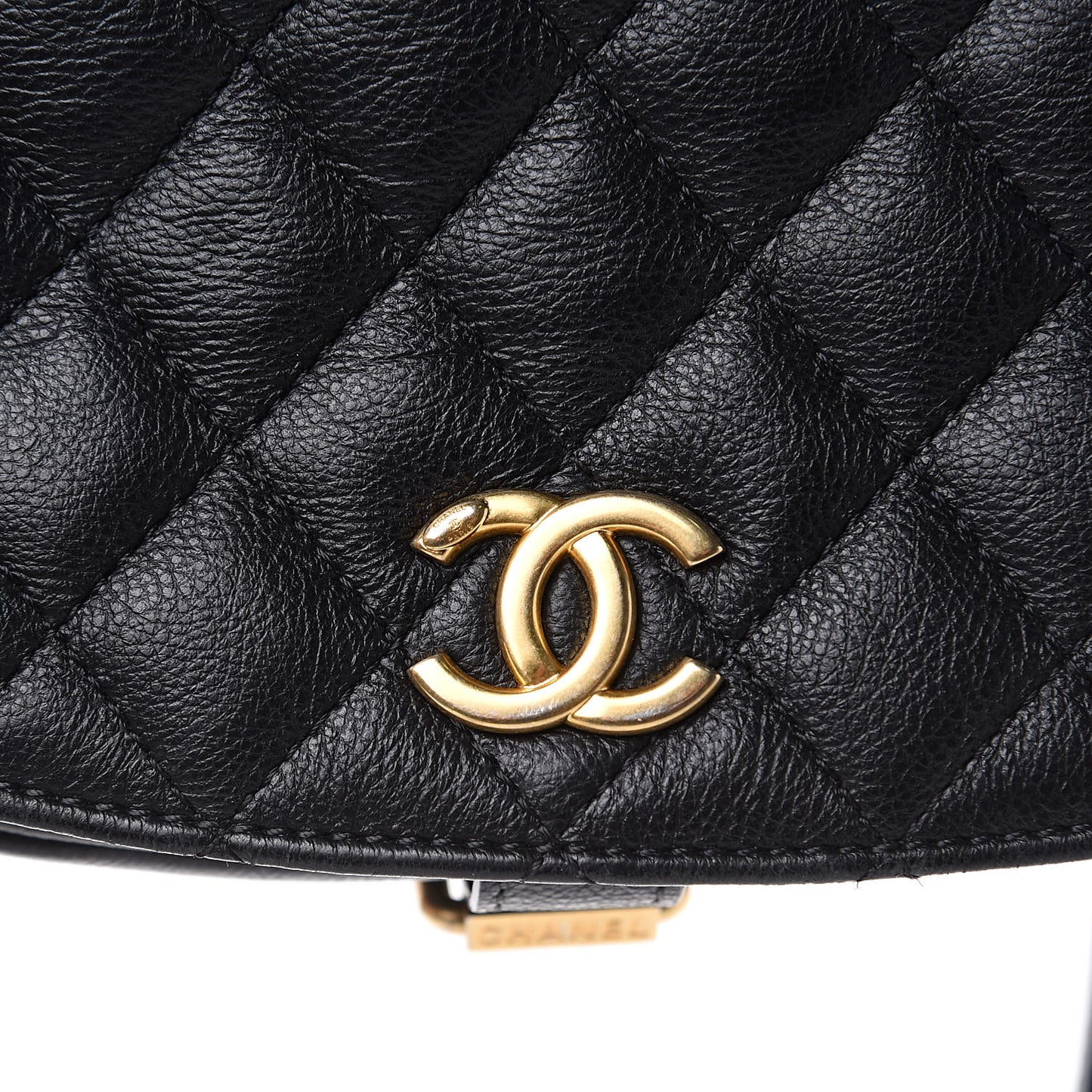 Grained Calfskin Quilted Messenger Flap Black
