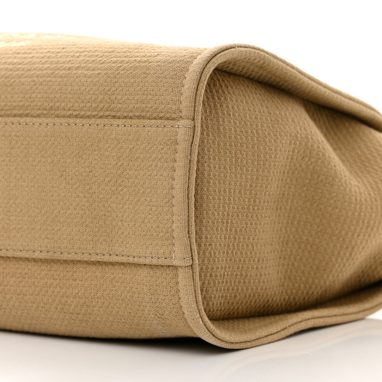 Mixed Fibers Medium Deauville Tote Beige