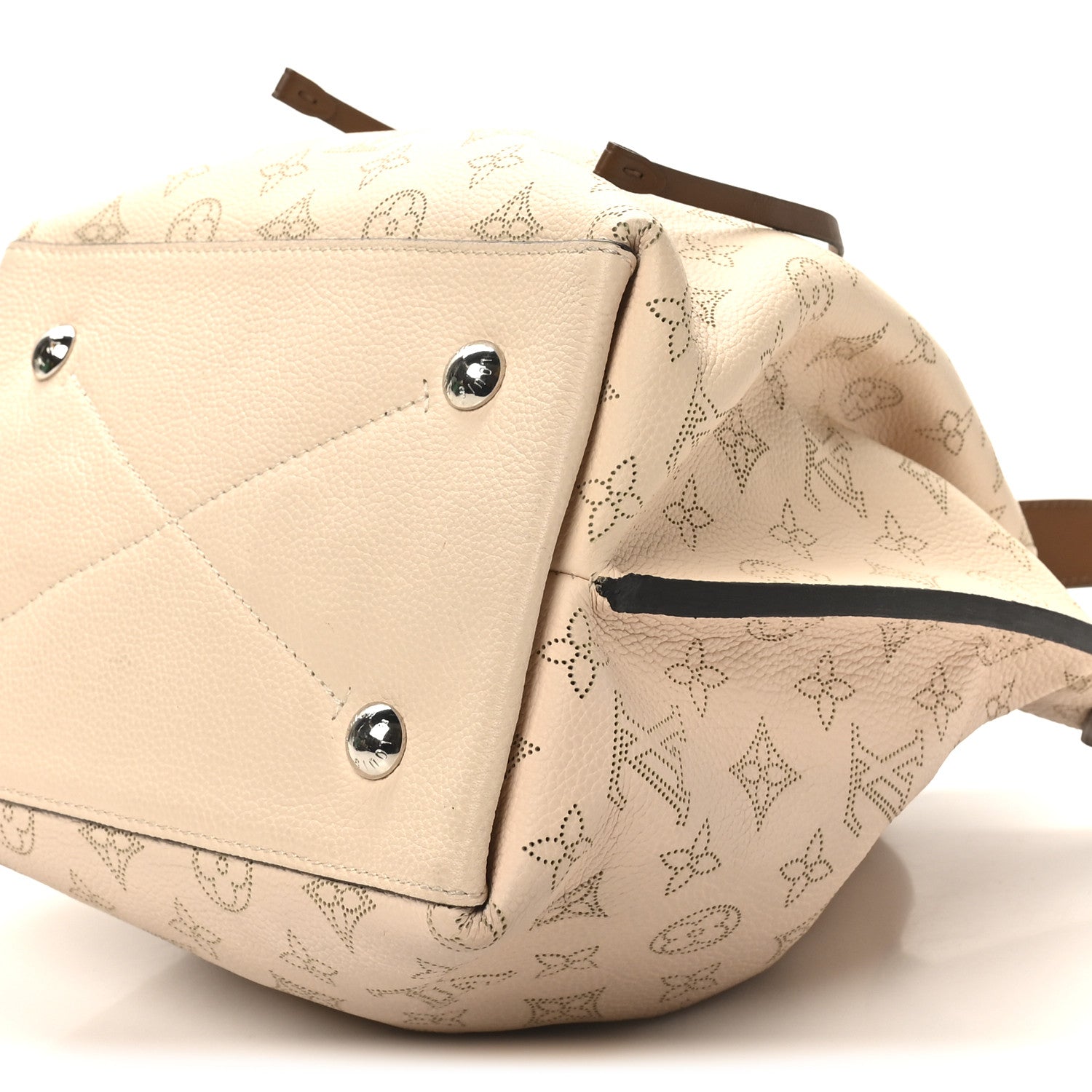 Louis Vuitton Mahina Muria Creme 1805648 – FASHIONPHILE