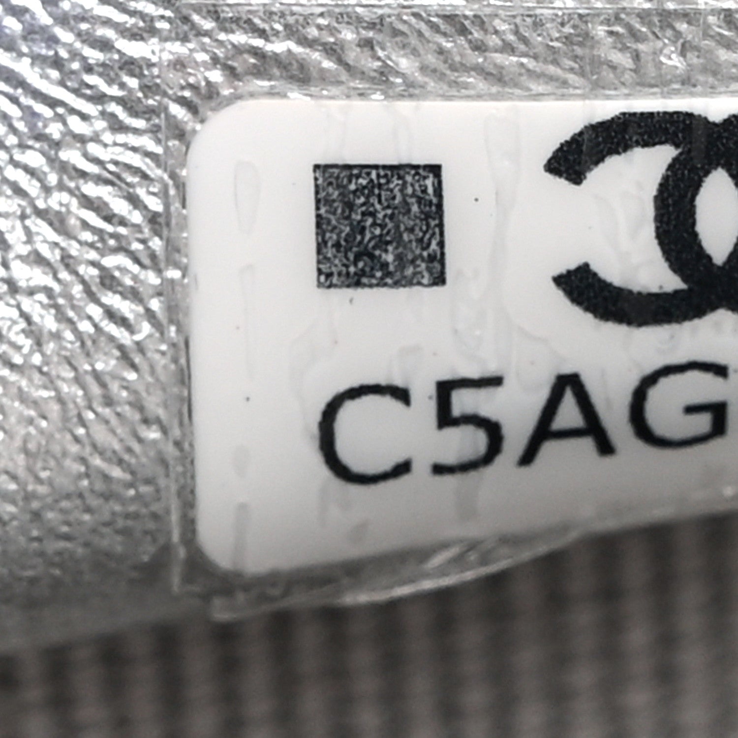 Chanel Metallic Caviar Quilted Top Handle Slim Vanity Case With Chain Silvery 7 of 11