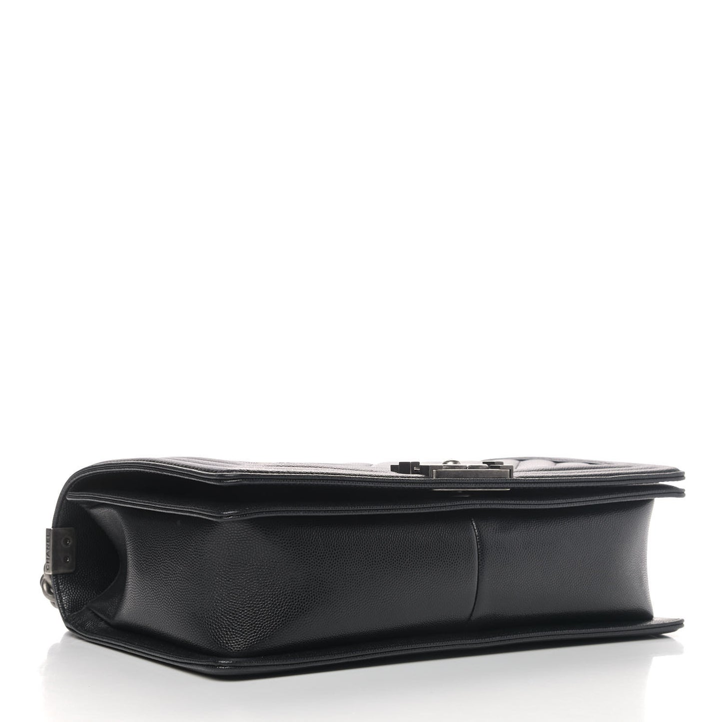 Caviar Chevron Quilted New Medium Boy Flap Black