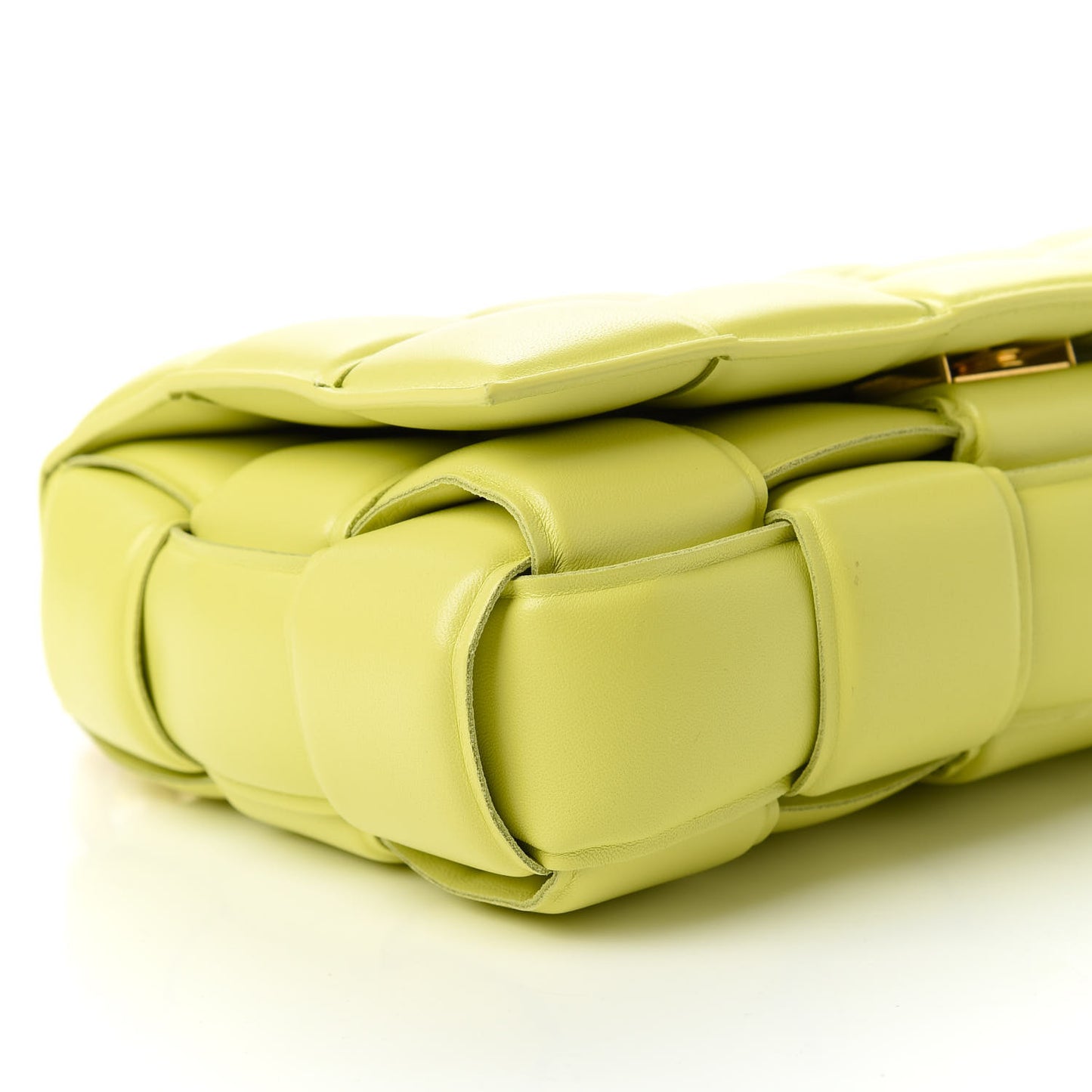 Lambskin Maxi Intreccio Padded Chain Cassette Crossbody Bag Kiwi