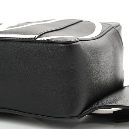 Valentino Garavani Calfskin Mens VLogo Belt Bag Black White 9 of 9