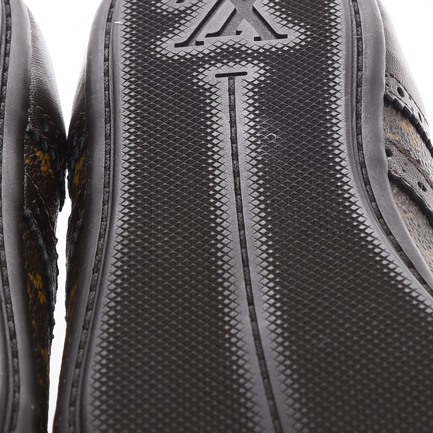 Calfskin Monogram Lyrics Sneakers 37.5