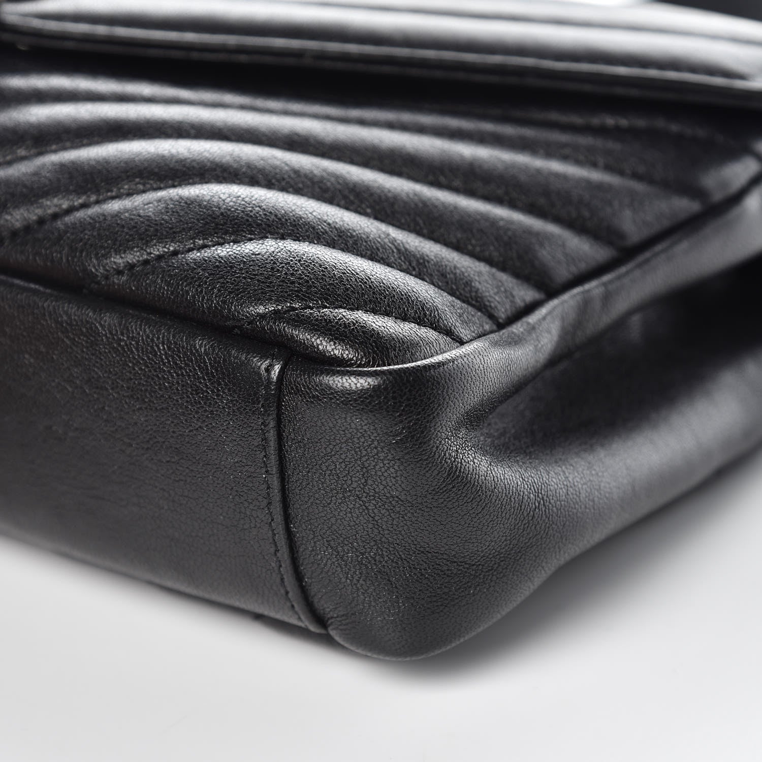 Saint Laurent Sheepskin Matelasse Chevron Monogram Medium College Bag Black 10 of 12