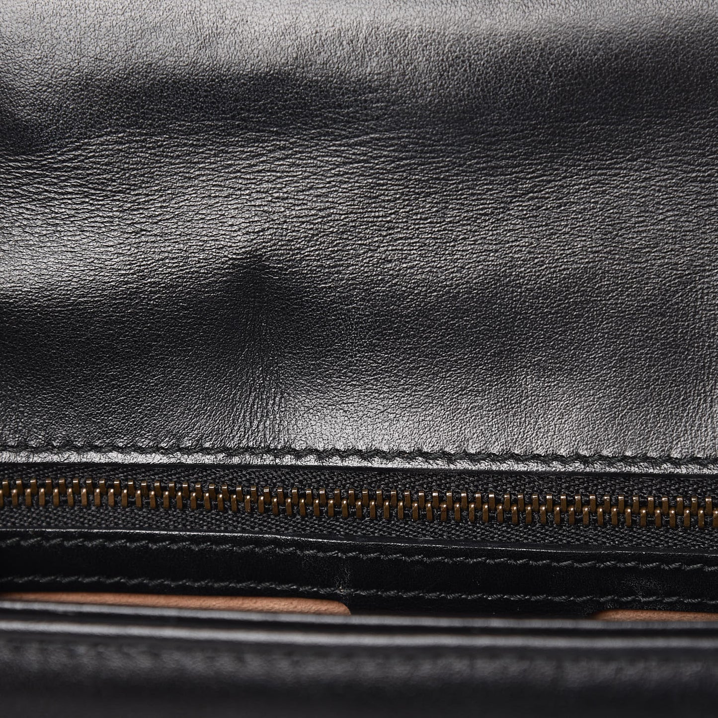 Calfskin Matelasse Small GG Marmont Top Handle Shoulder Bag Black