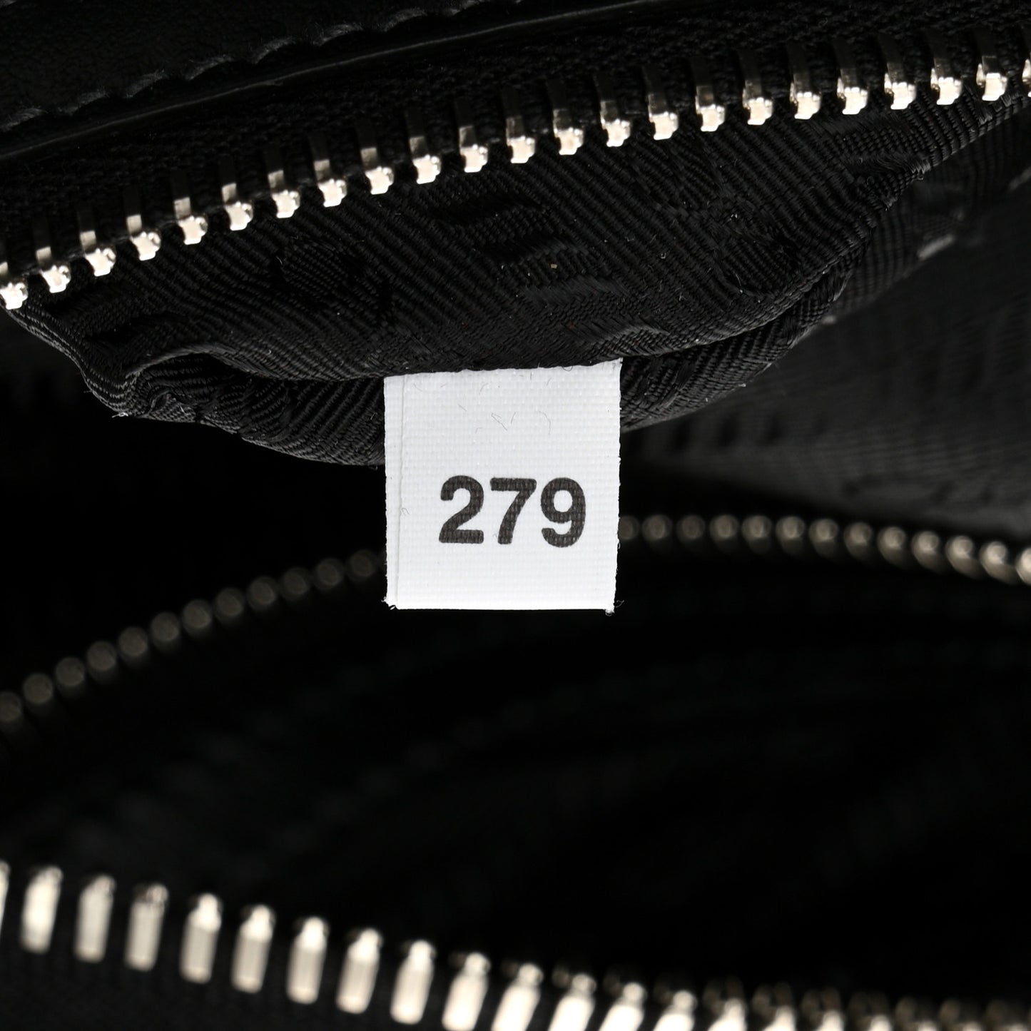 Vitello Daino Triangle Shoulder Bag Black