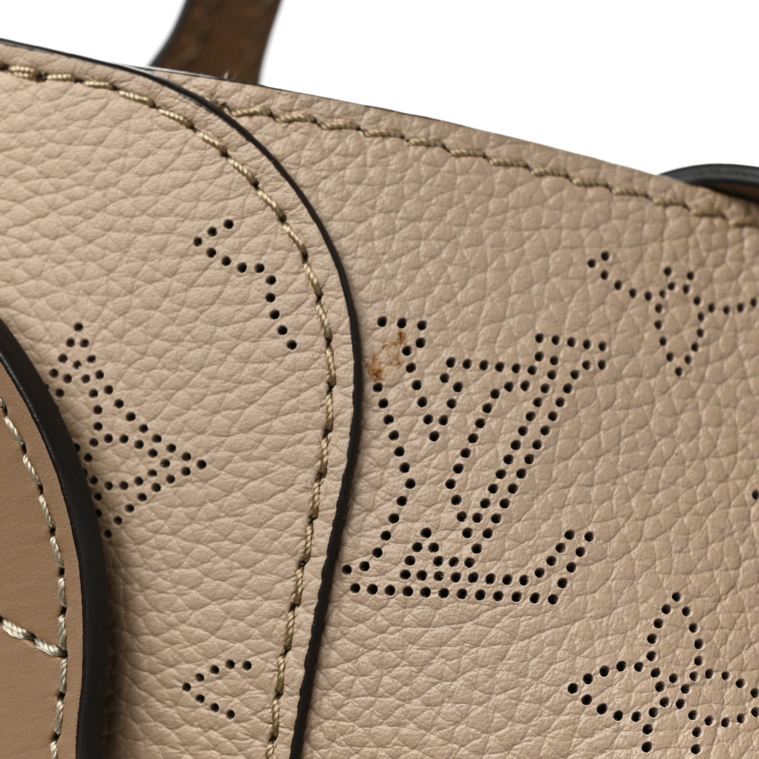 Louis Vuitton Mahina Hina MM Galet 11 of 11