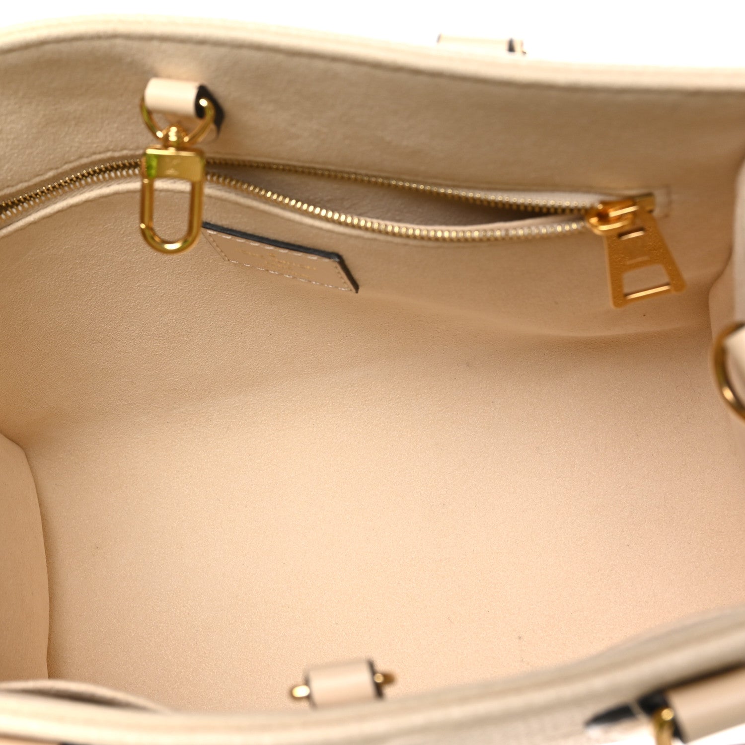 Louis Vuitton Empreinte Monogram Giant Onthego PM Cream Beige 5 of 8