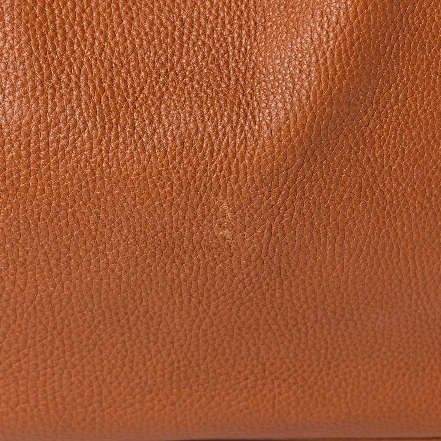 Pebbled Calfskin Medium Heritage Shoulder Bag Light Tobacco