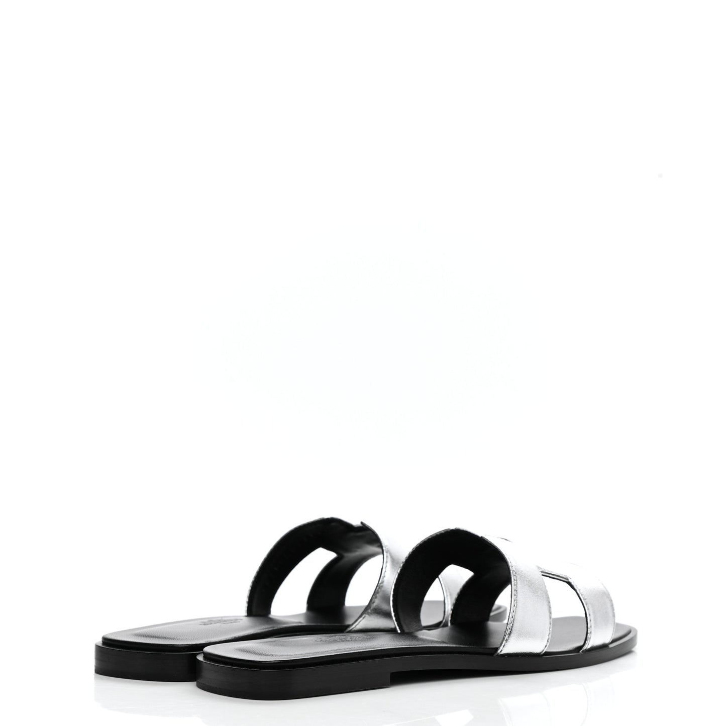 Metallic Nappa Calfskin Oran Sandals 38 Argent