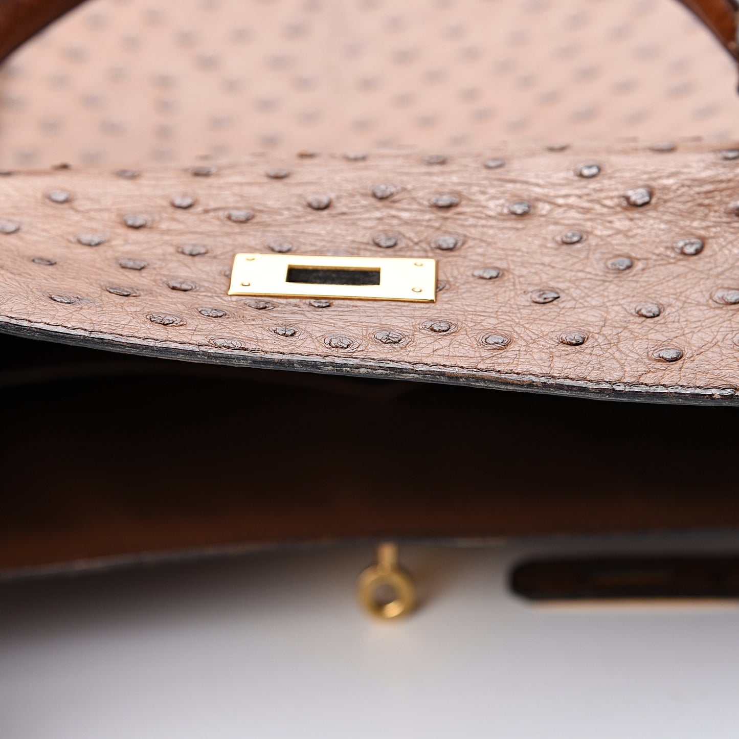 Ostrich Kelly Sellier 32