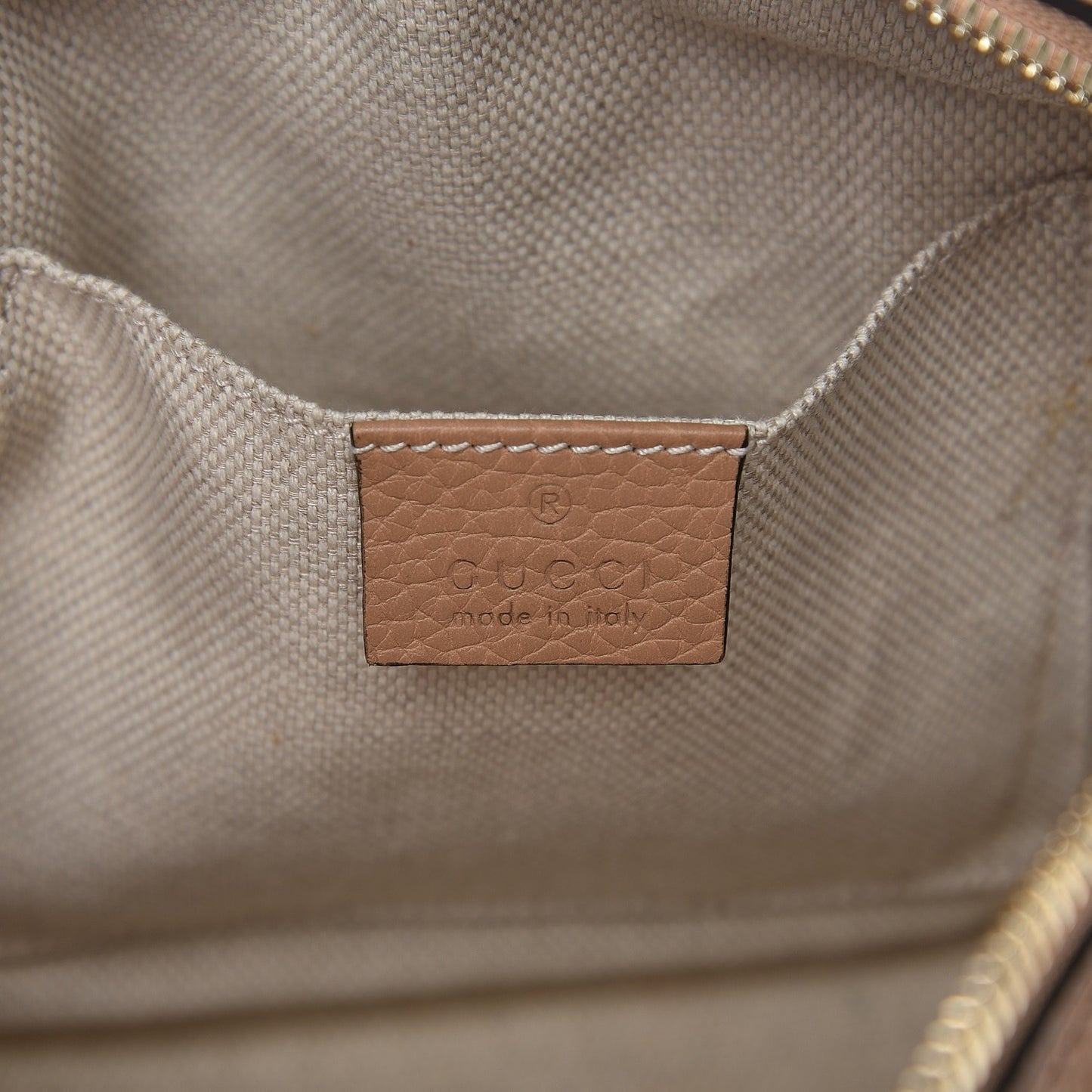 Pebbled Calfskin Small Soho Disco Bag Camelia
