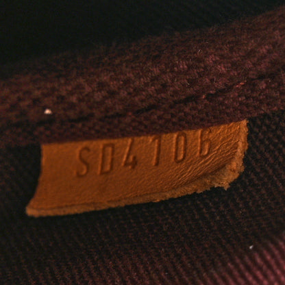 Louis Vuitton Monogram Favorite MM 7 of 12