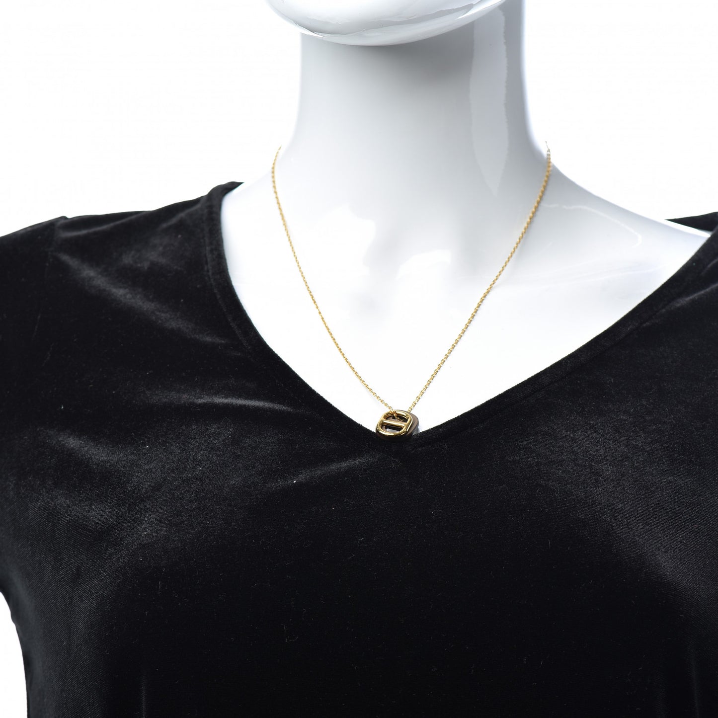 Swift O'Maillon Pendant Necklace Etoupe