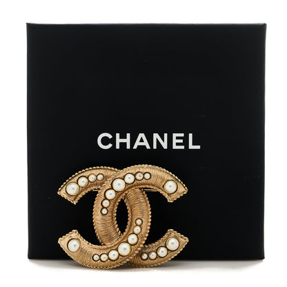 Chanel Pearl CC Brooch Gold 3 of 3