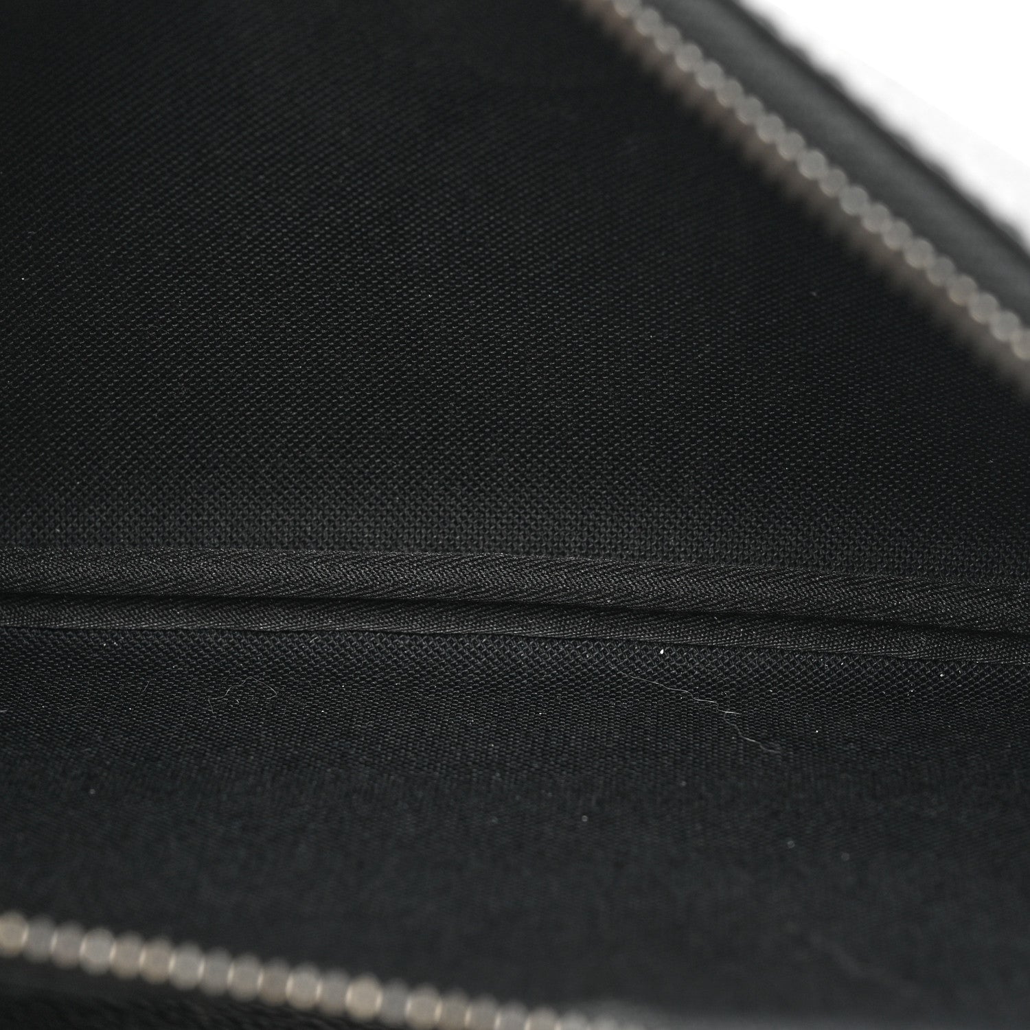 Louis Vuitton Reverse Monogram Eclipse Trio Messenger 7 of 11