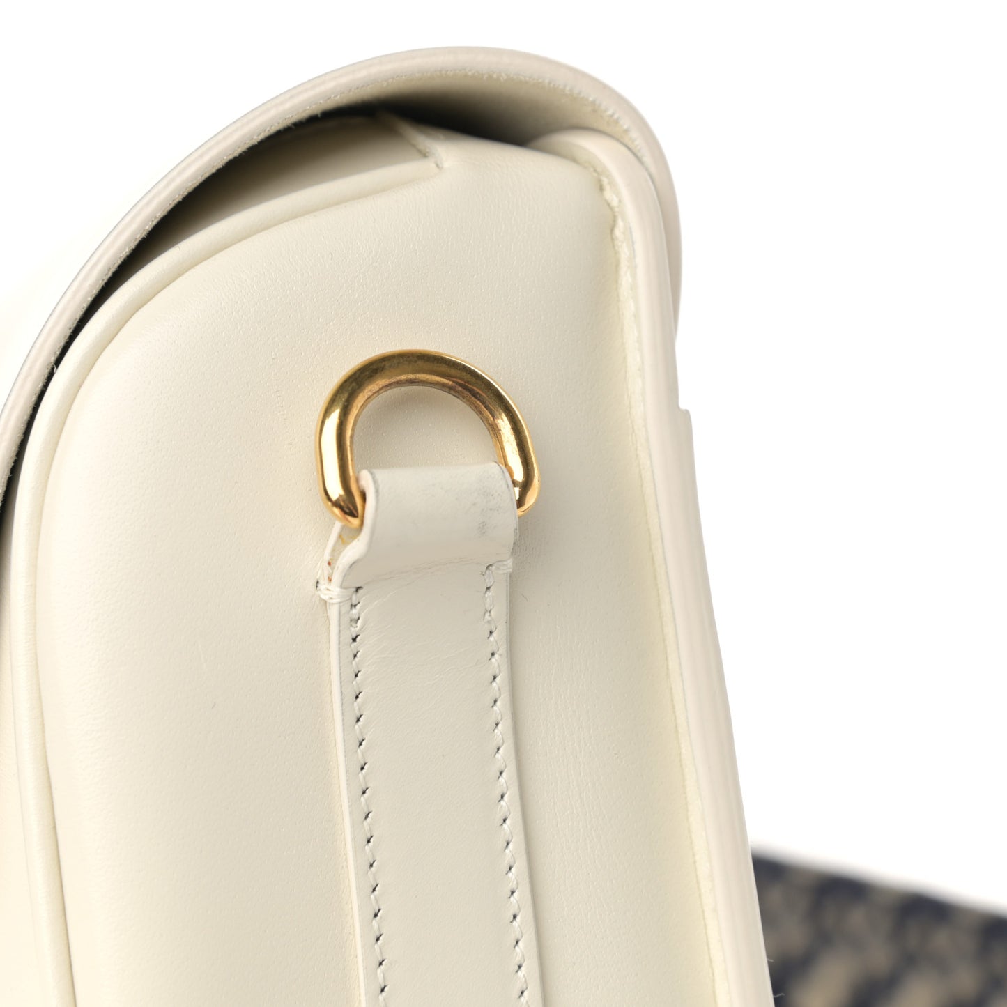 Box Calfskin Large Bobby Flap White
