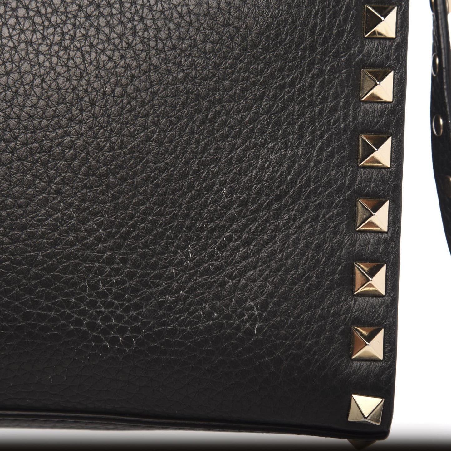 Pebbled Calfskin Medium Rockstud Flip Lock Crossbody Bag Black