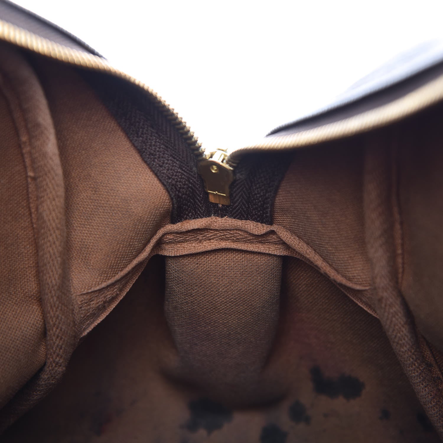 Louis Vuitton Monogram Montorgueil PM 14 of 27