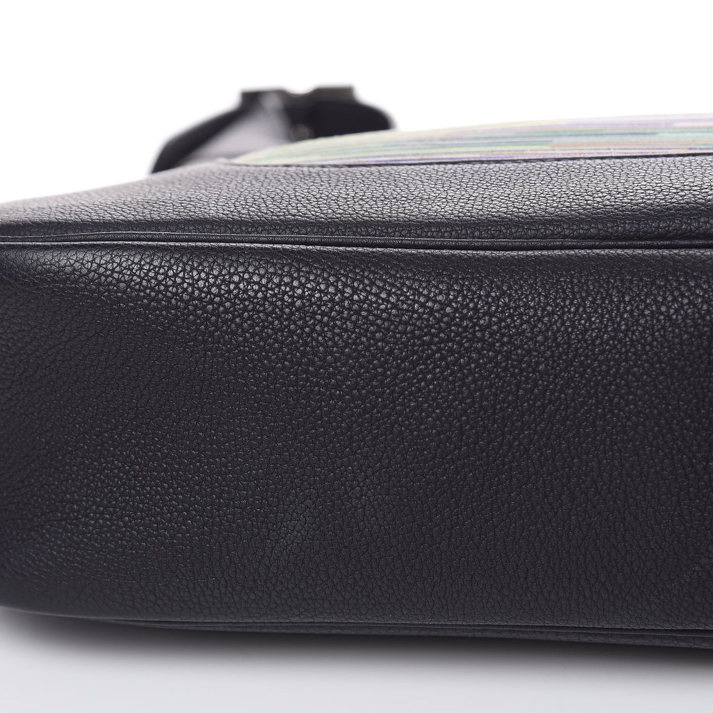 Togo Vibrato Trim II 35 Shoulder Bag Bleu Marine
