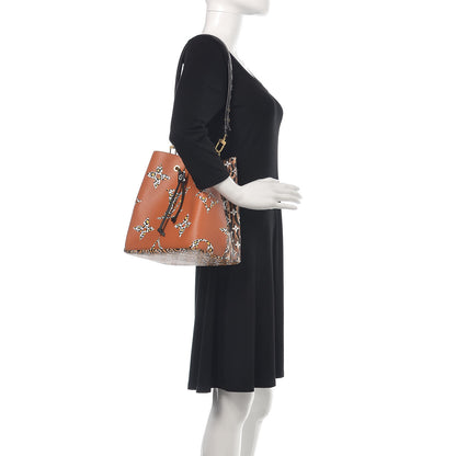 Louis Vuitton Monogram Giant Jungle NéoNoé Caramel 2 of 8