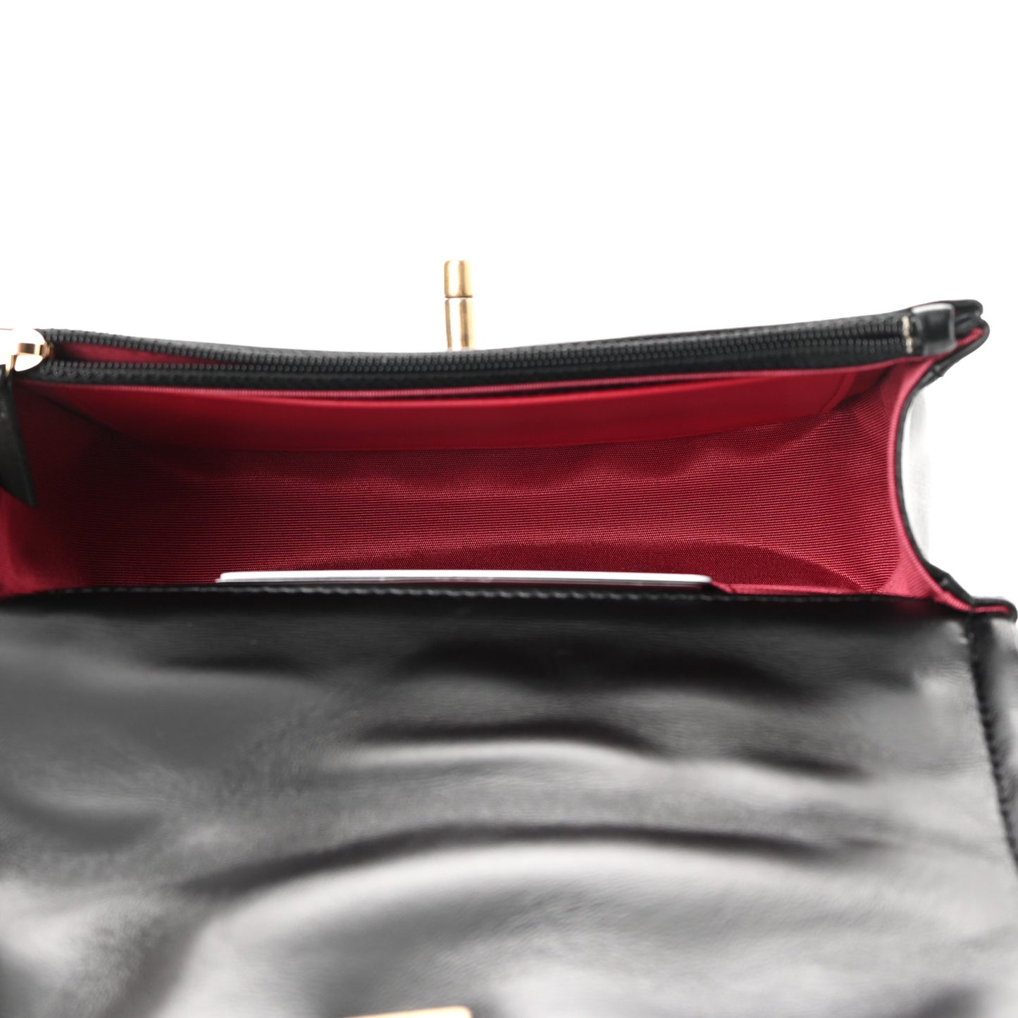 Shiny Lambskin Flap Clutch With Chain Black
