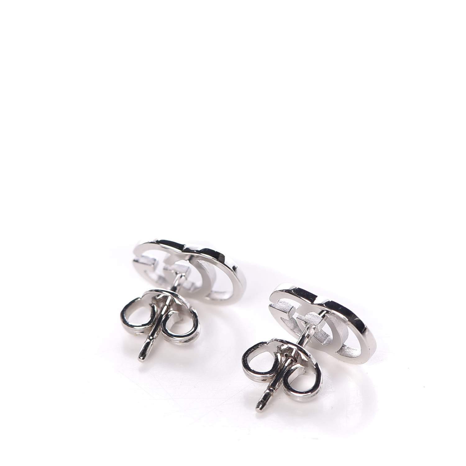 Gucci 18K White Gold GG Tissue Stud Earrings 3 of 6