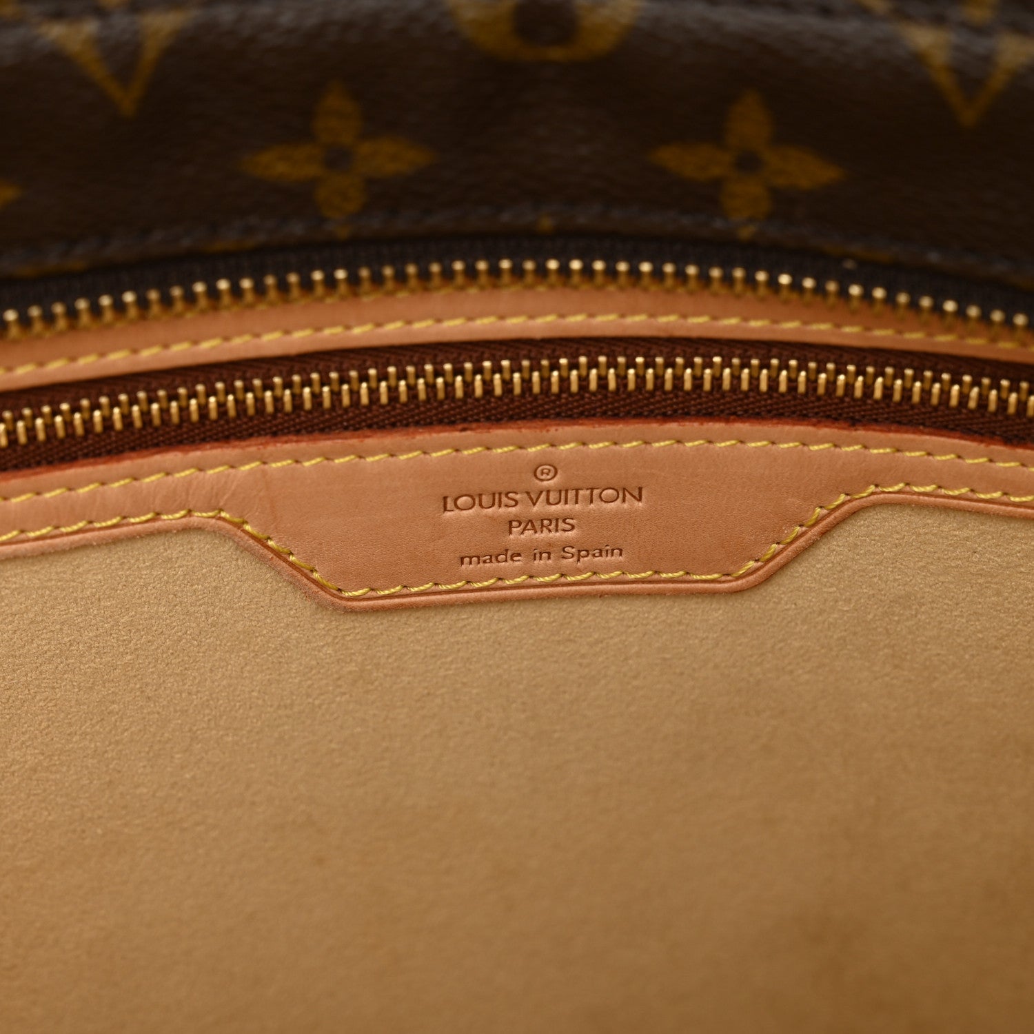 Louis Vuitton LOUIS VUITTON Monogram Luco 7 of 9