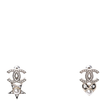 Chanel Crystal Pearl Charming Winter CC Star Heart Earrings Gold 1 of 5