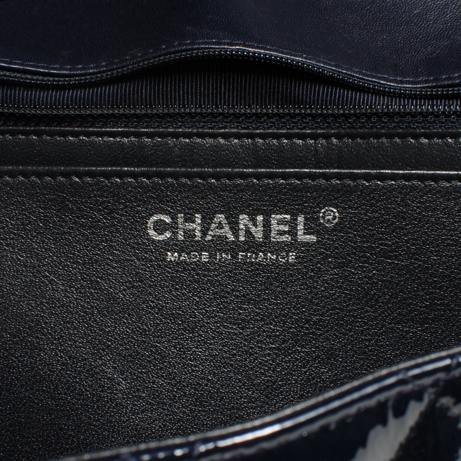 Chanel Distressed Patent Jumbo Single Flap Navy Blue 7 of 8