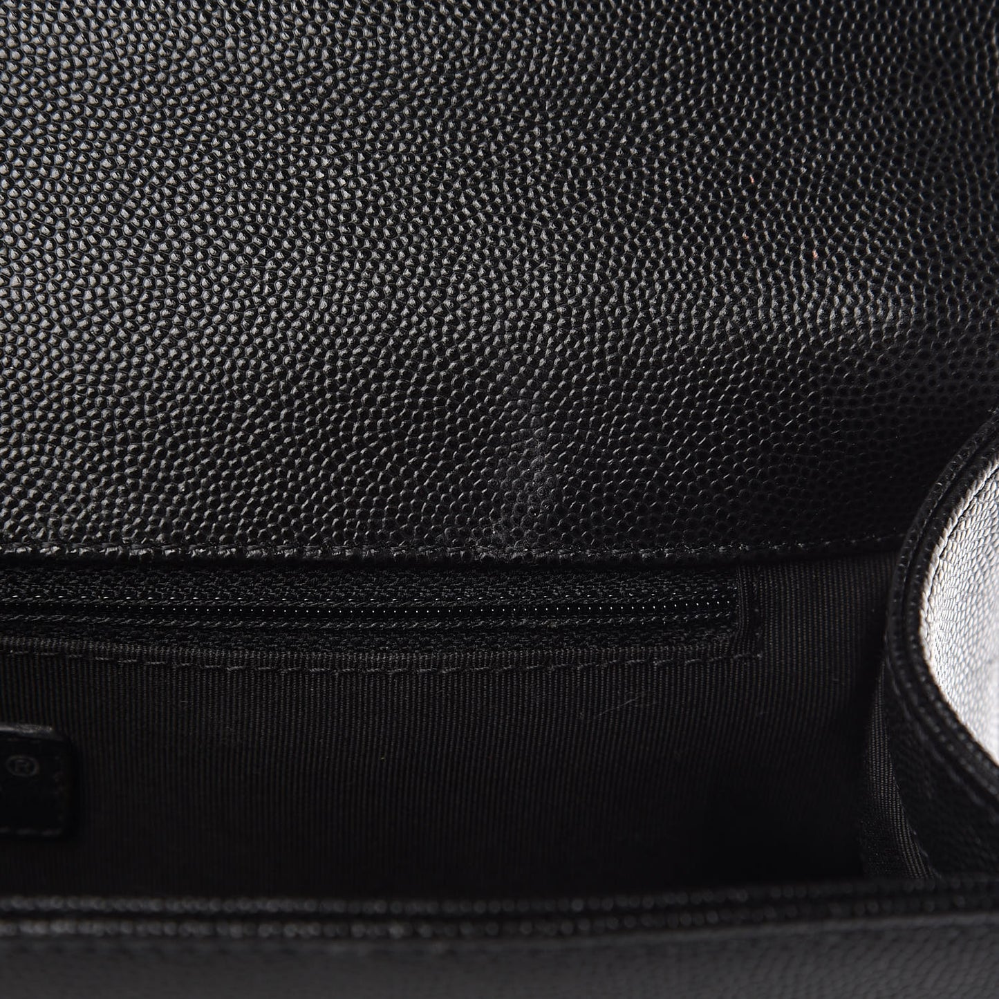 Caviar Quilted New Medium Boy Flap Black