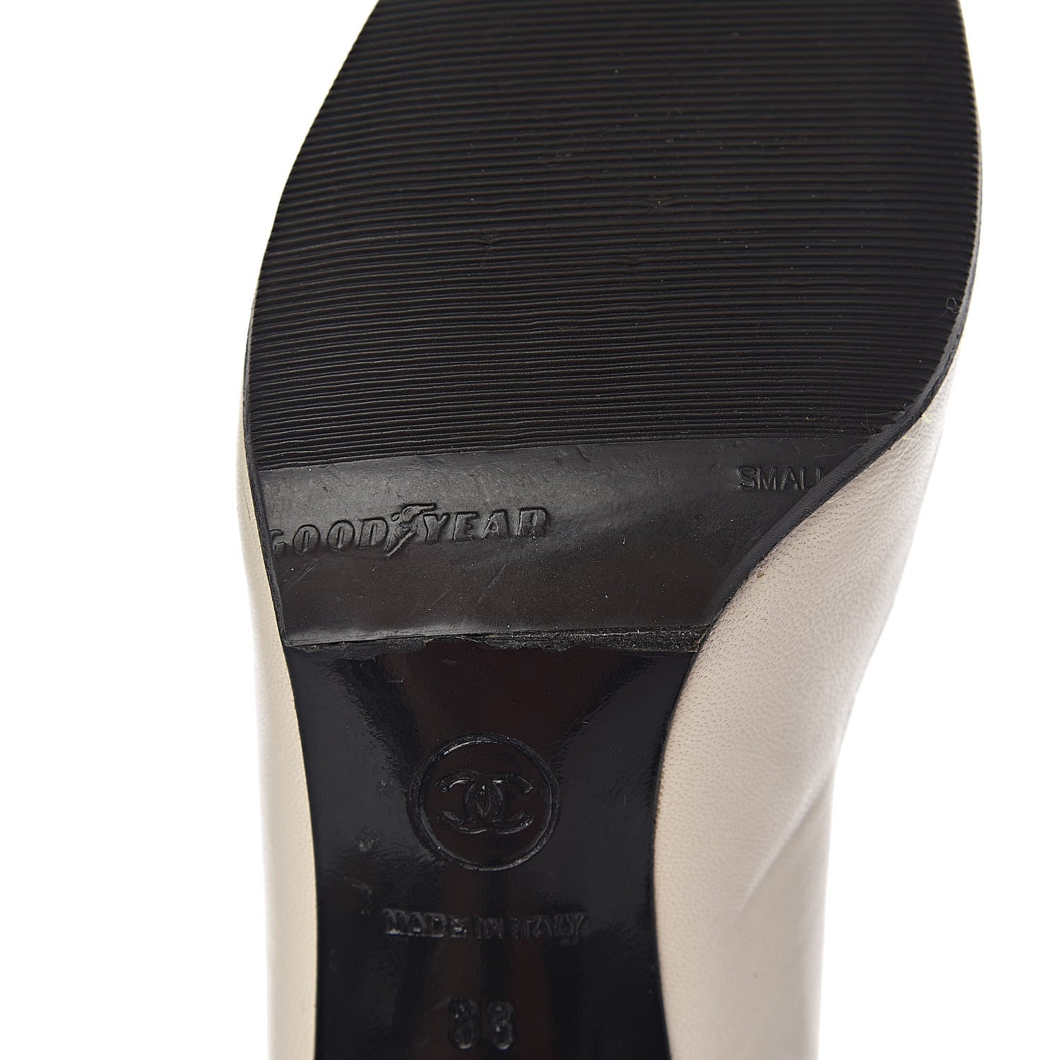 Chanel Lambskin Cap Toe Pumps 38 White Black 17 of 20