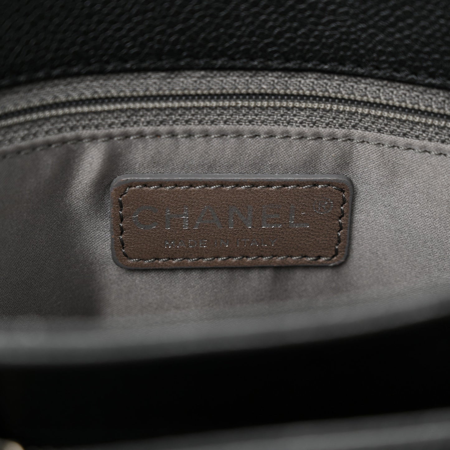 Caviar 31 CC Shoulder Bag Black