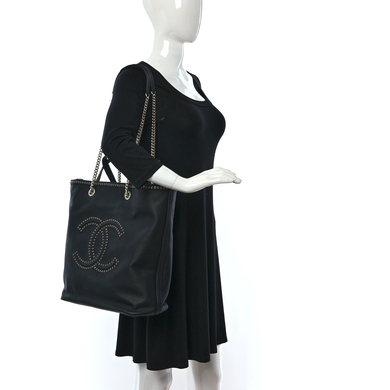 Chanel Grained Calfskin Large Coco Eyelets Shopping Tote Black 2 of 9