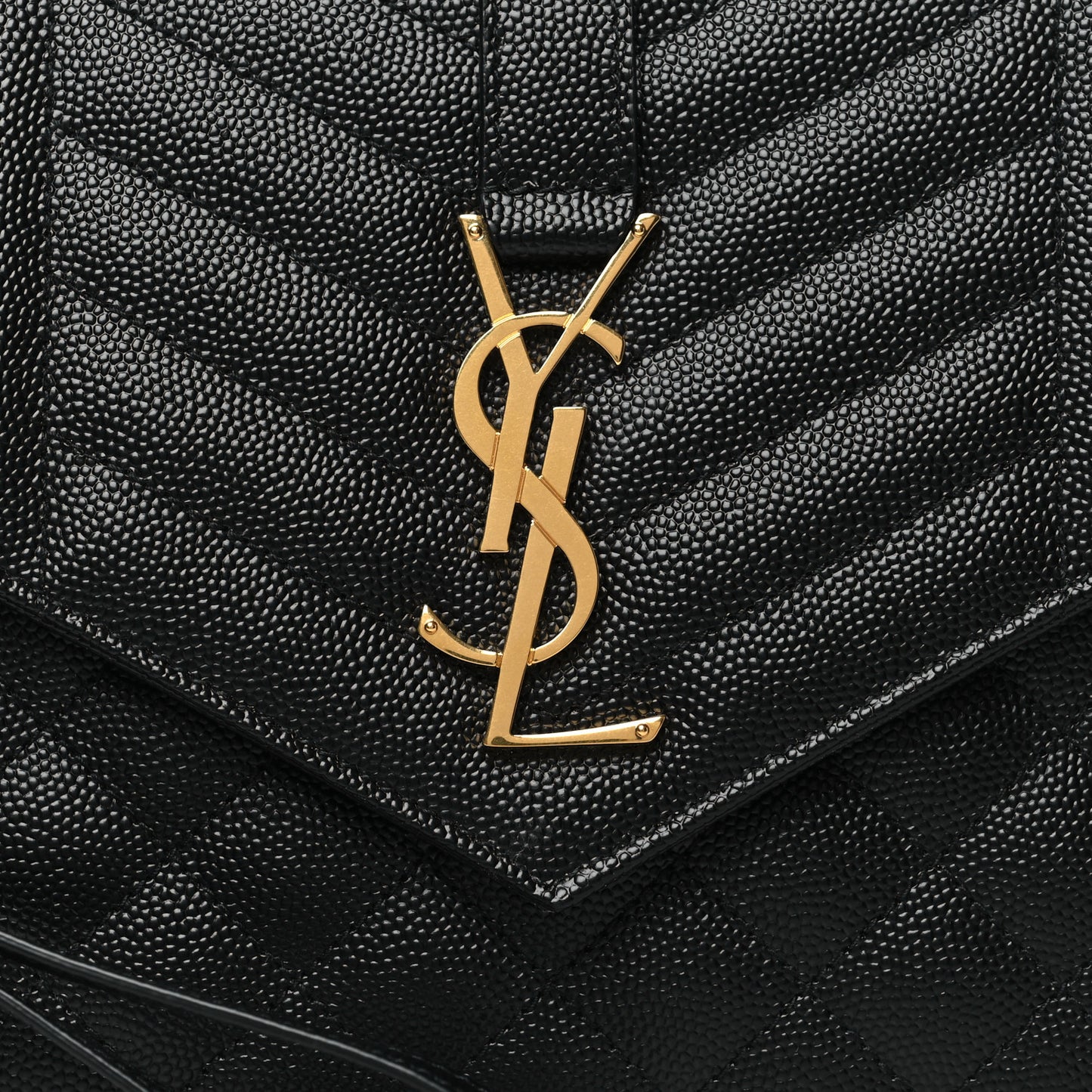 Grain De Poudre Textured Mixed Matelasse Triquilt Monogram Clutch Black