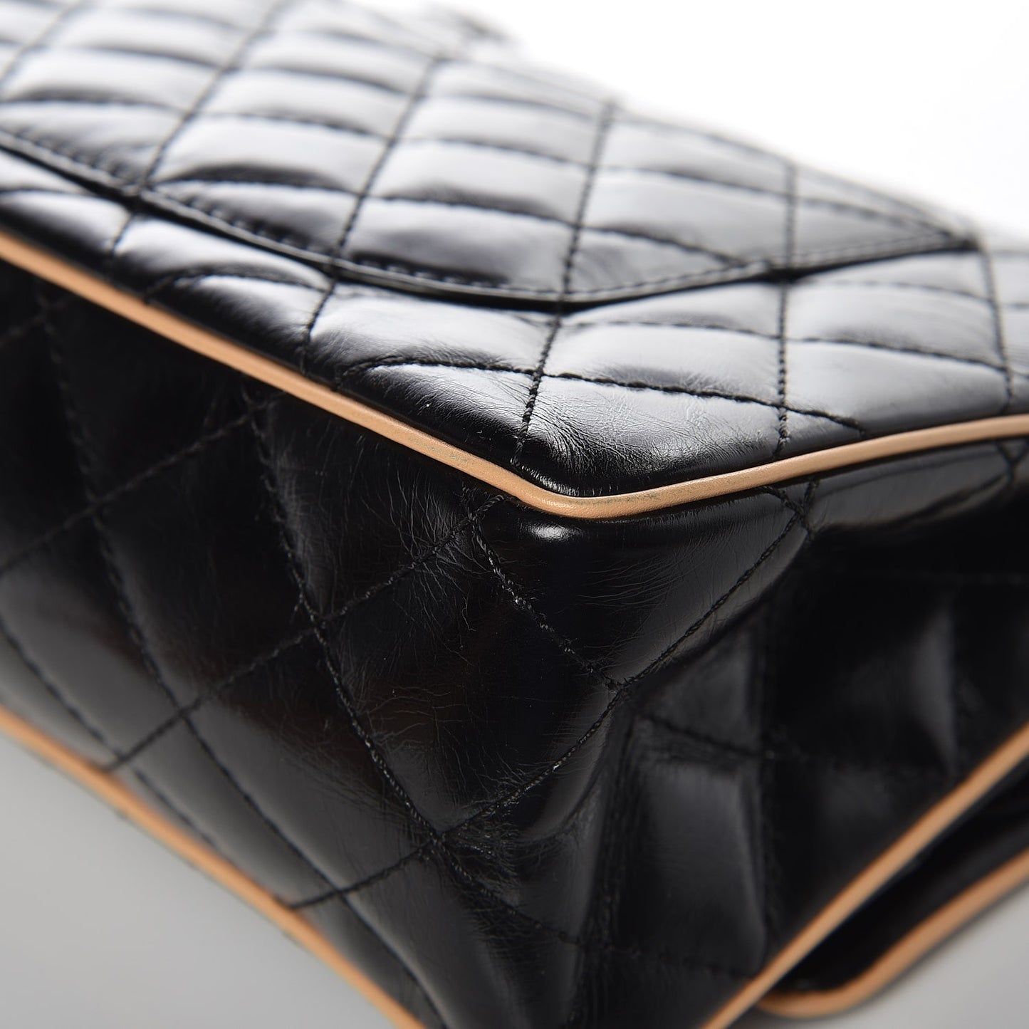 Glazed Calfskin Quilted 2.55 Reissue 226 Flap Black Beige