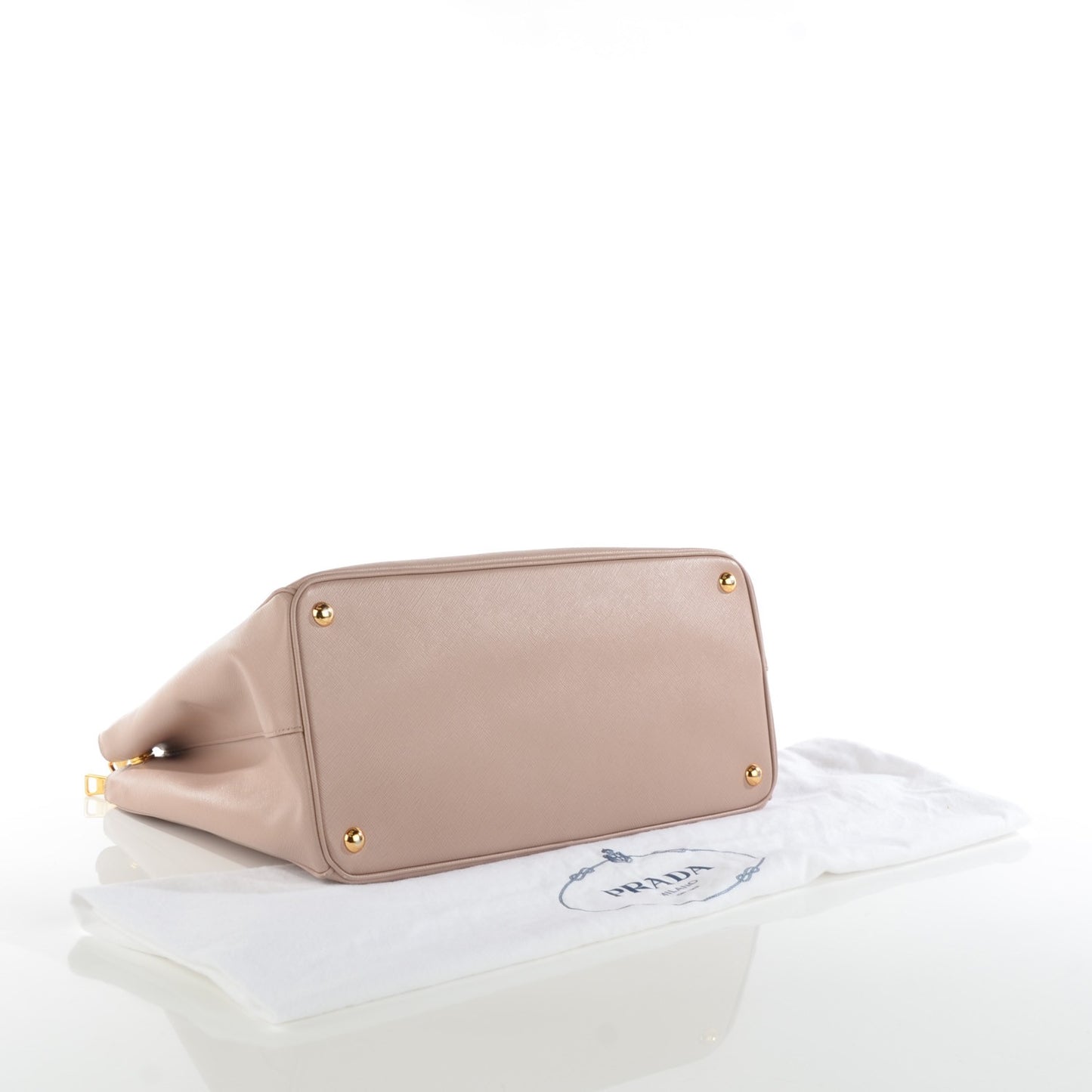 Saffiano Medium Galleria Double Zip Tote Cammeo
