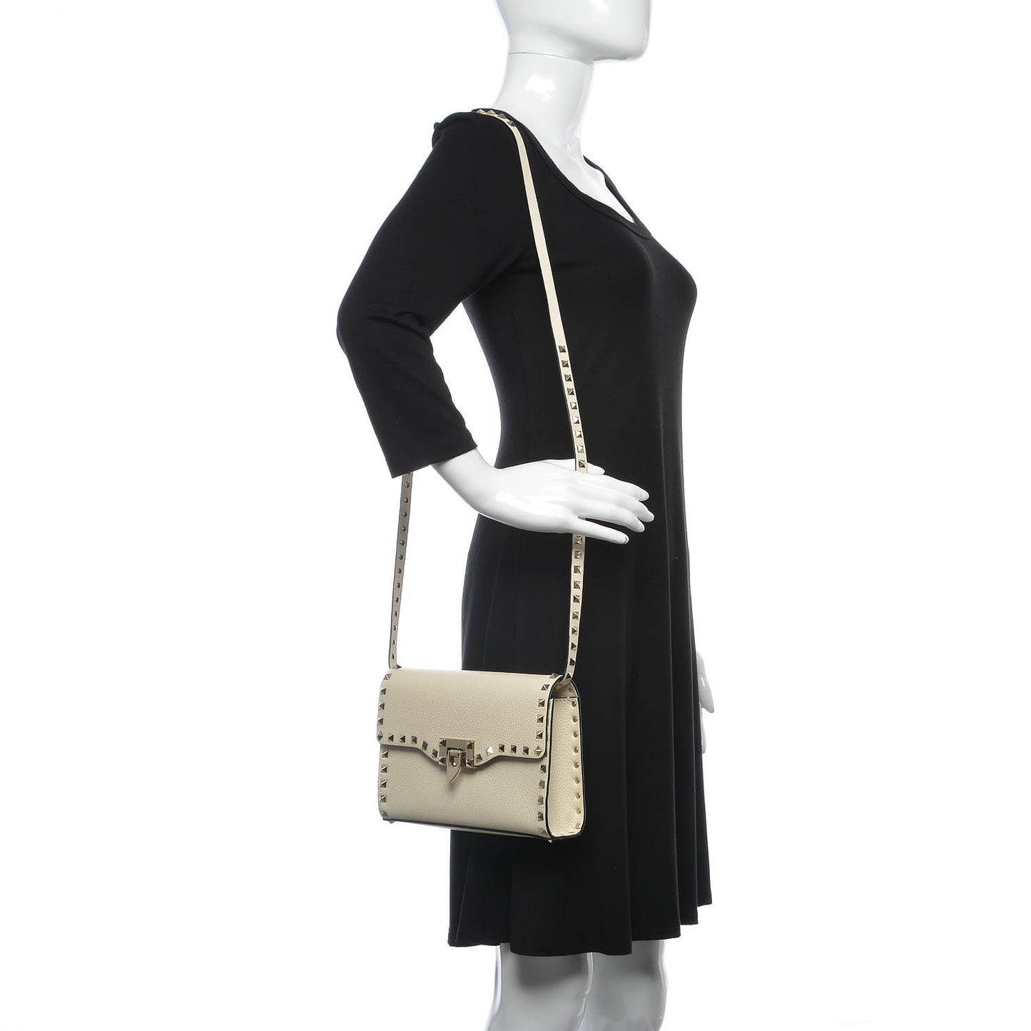 Pebbled Calfskin Medium Rockstud Flip Lock Crossbody Bag Light Ivory
