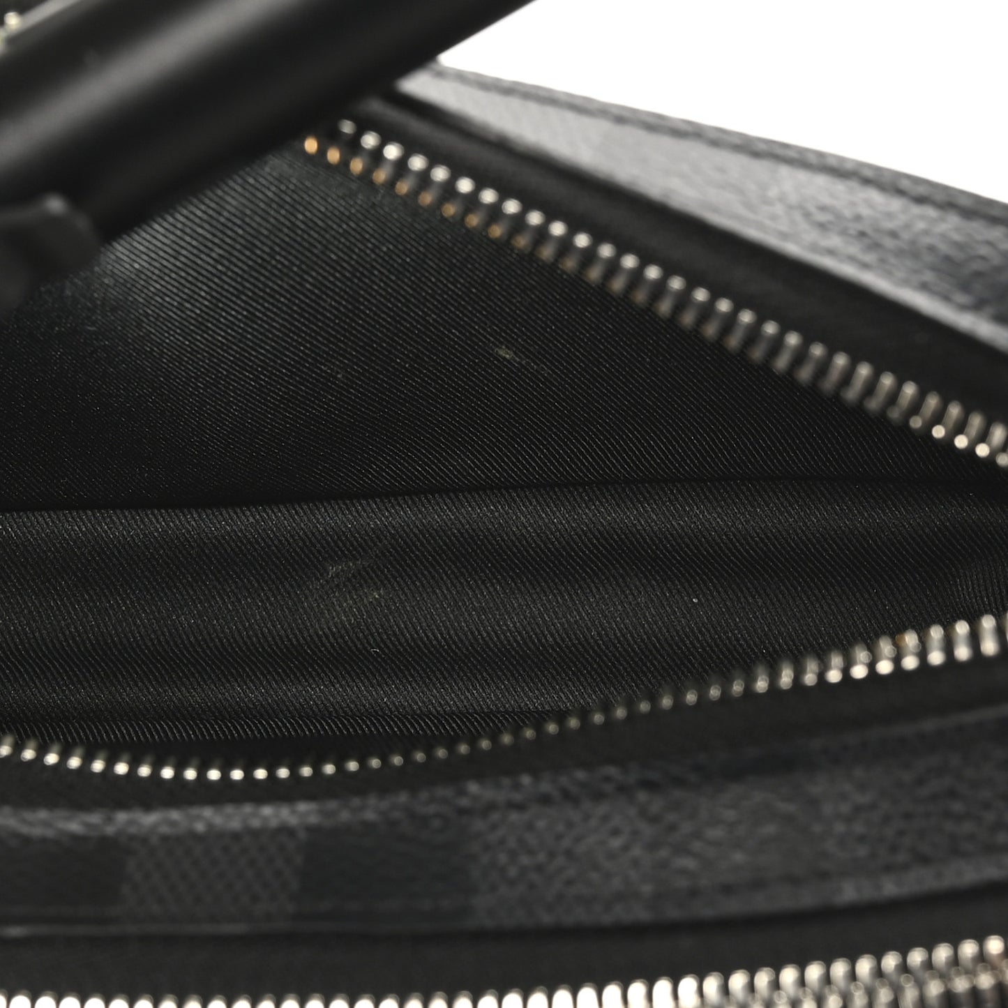 Damier Graphite Alpha Wearable Wallet