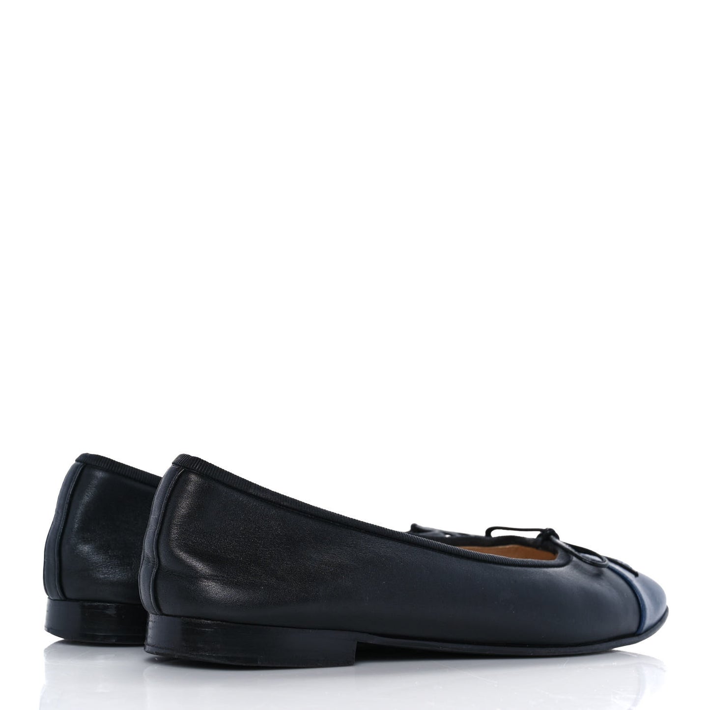 Lambskin CC Cap Toe Ballerina Flats 37 Black Navy