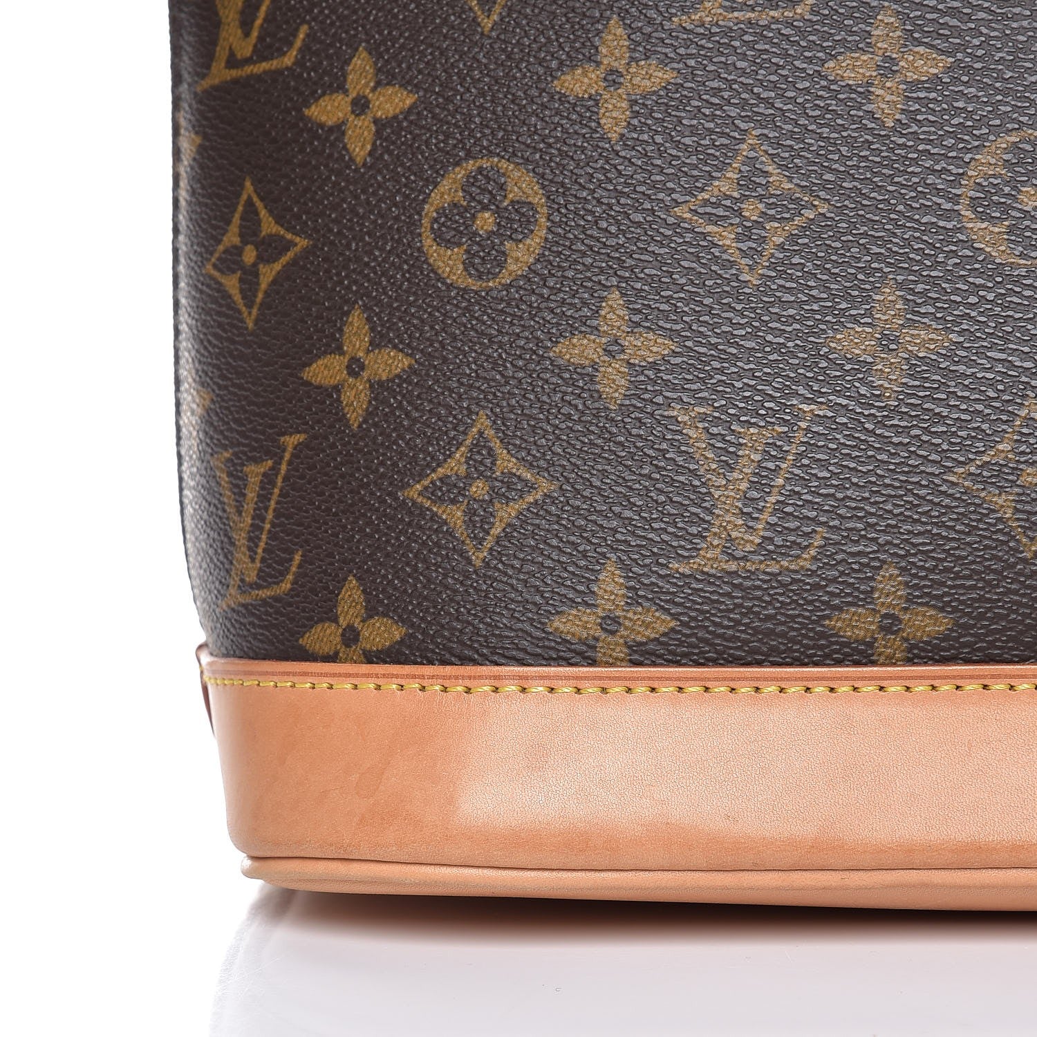Louis Vuitton Monogram Alma PM 13 of 14