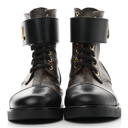 Louis Vuitton Calfskin Wonderland Ranger Boots 39 Black 2 of 8