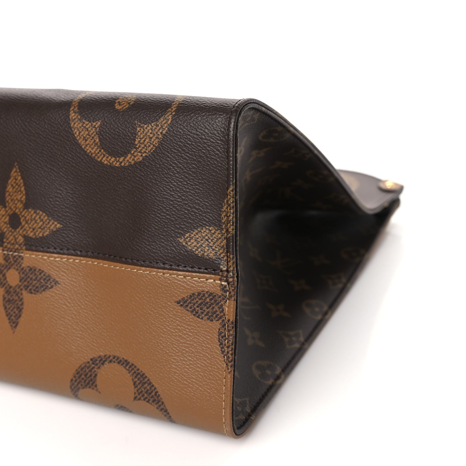 Louis Vuitton Reverse Monogram Giant Onthego GM 8 of 8
