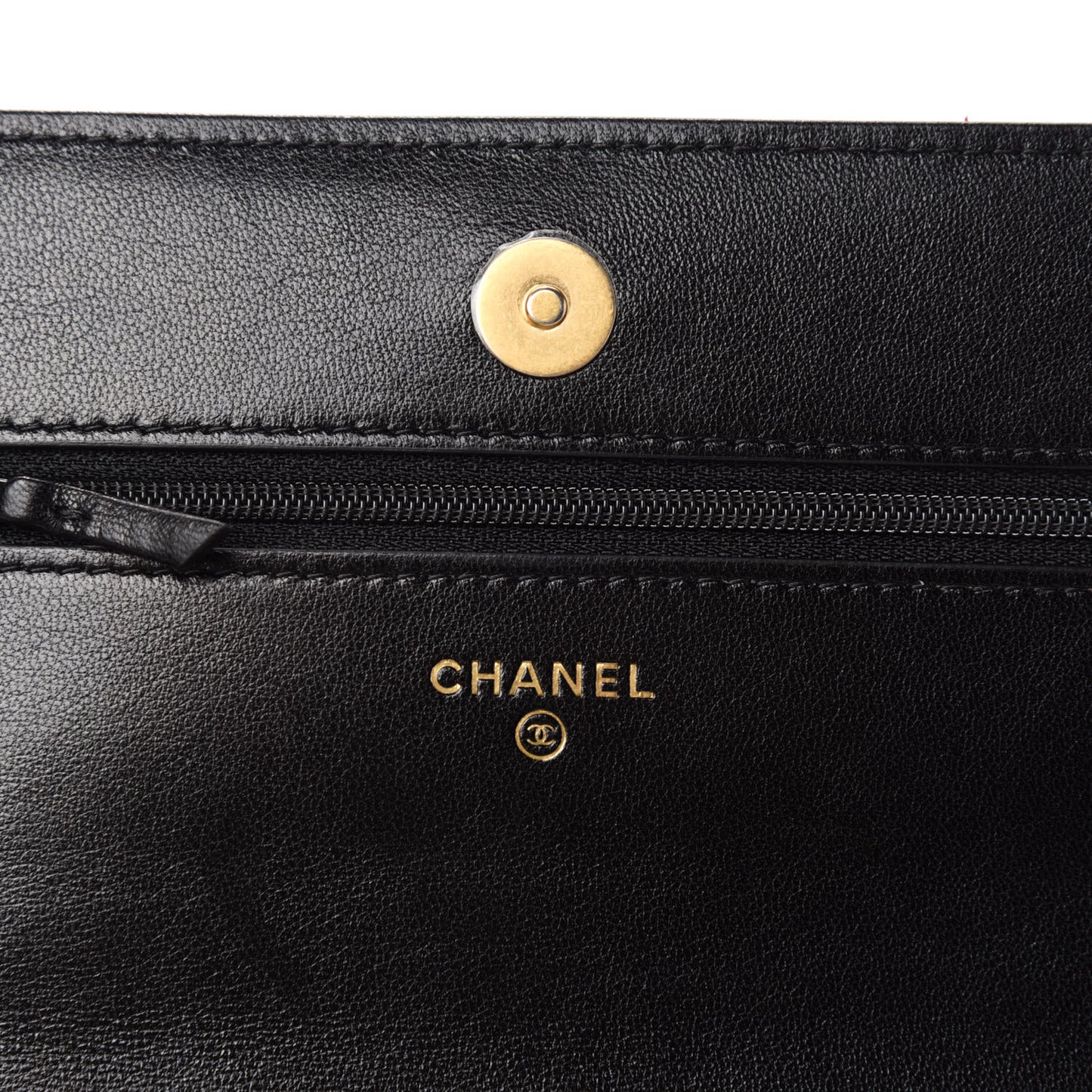 Goatskin Quilted Chanel 19 Wallet On Chain WOC Black