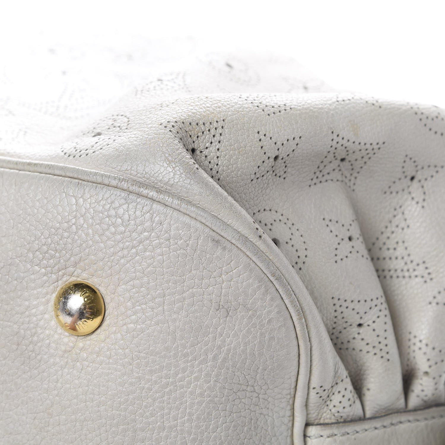 Louis Vuitton Mahina XL Ivory 9 of 25