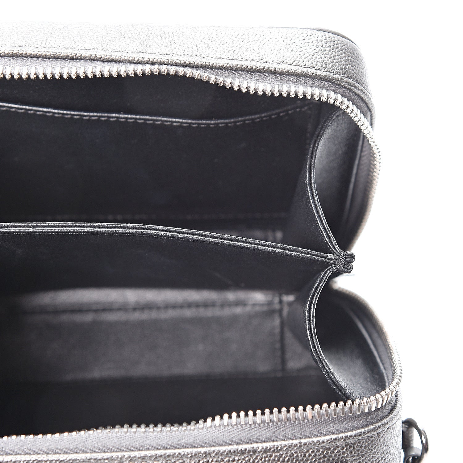 Chanel Caviar Quilted Small CC Filigree Vanity Case Dark Silver 4 of 9