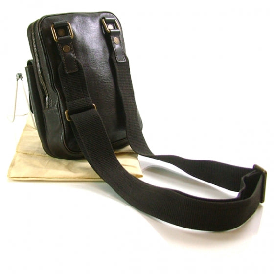 Louis Vuitton Utah Leather Iroquois Ipad Messenger 3 of 10